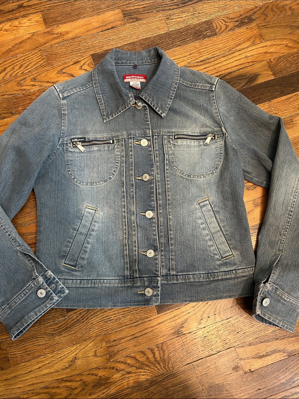 UNIONBAY Stretch Light Blue Denim Jacket with Zip Chest Pockets Size M